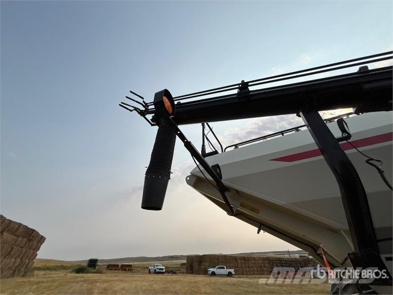 Bourgault 5810 62 ft Air Drill Sejačice