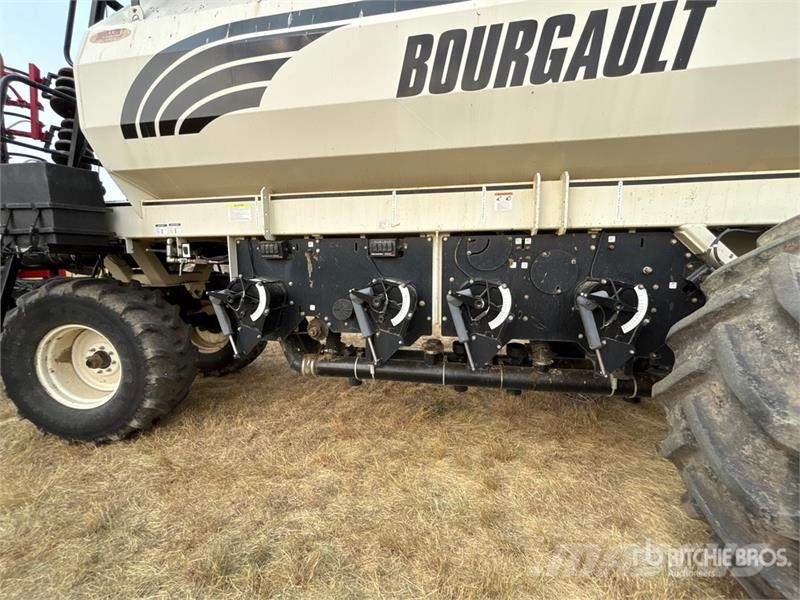 Bourgault 5810 62 ft Air Drill Sejačice