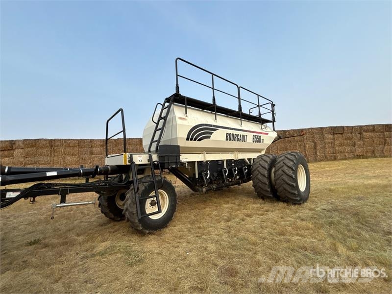 Bourgault 5810 62 ft Air Drill Sejačice