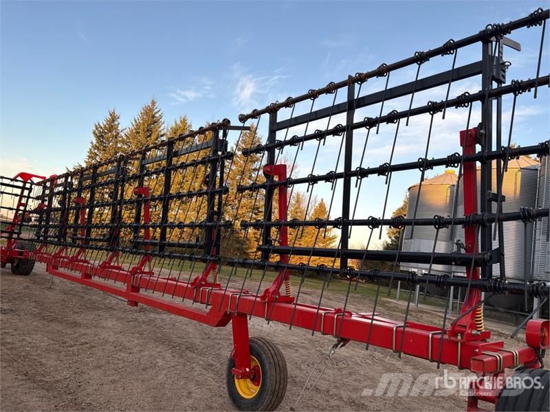 Bourgault 6000 كاسحات