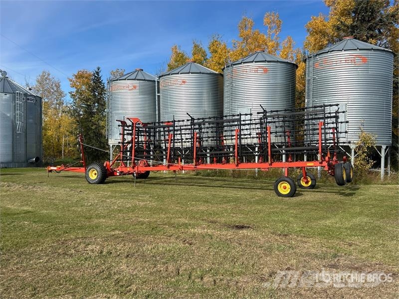 Bourgault 6000 耙車