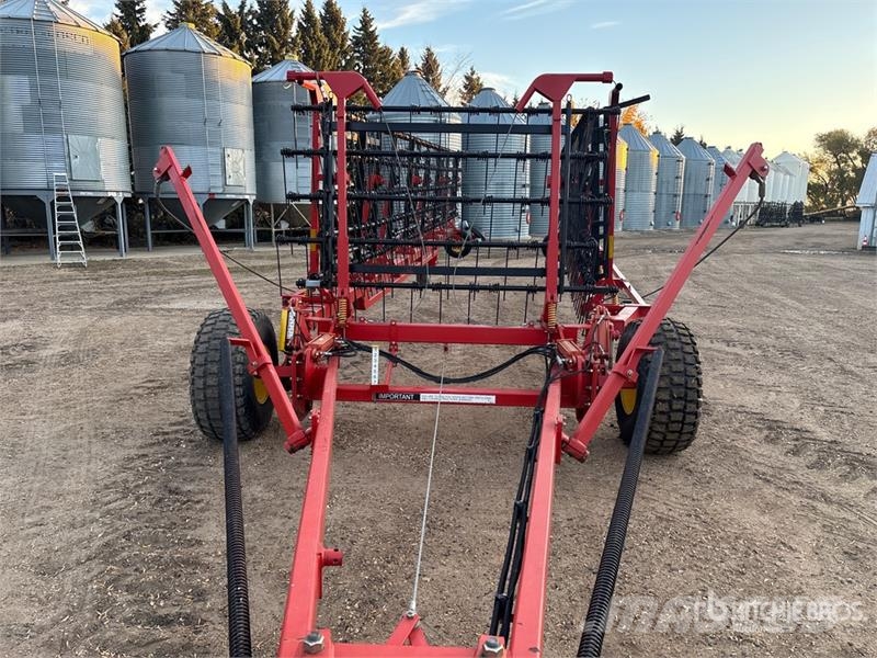 Bourgault 6000 كاسحات