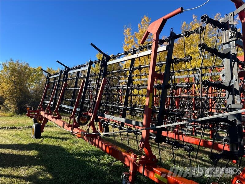 Bourgault 6000 Пружинные бороны