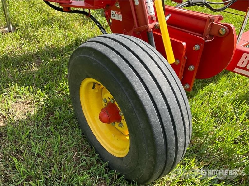 Bourgault 6000 钉齿耙