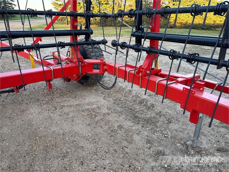 Bourgault 6000 كاسحات