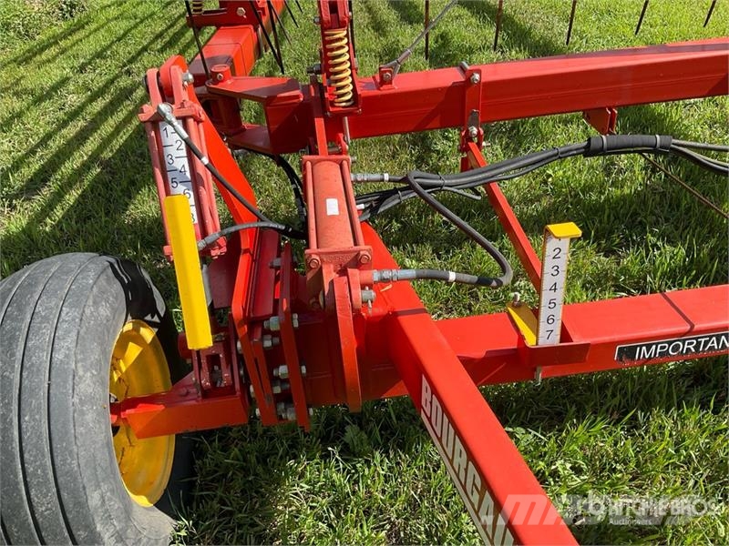 Bourgault 6000 钉齿耙