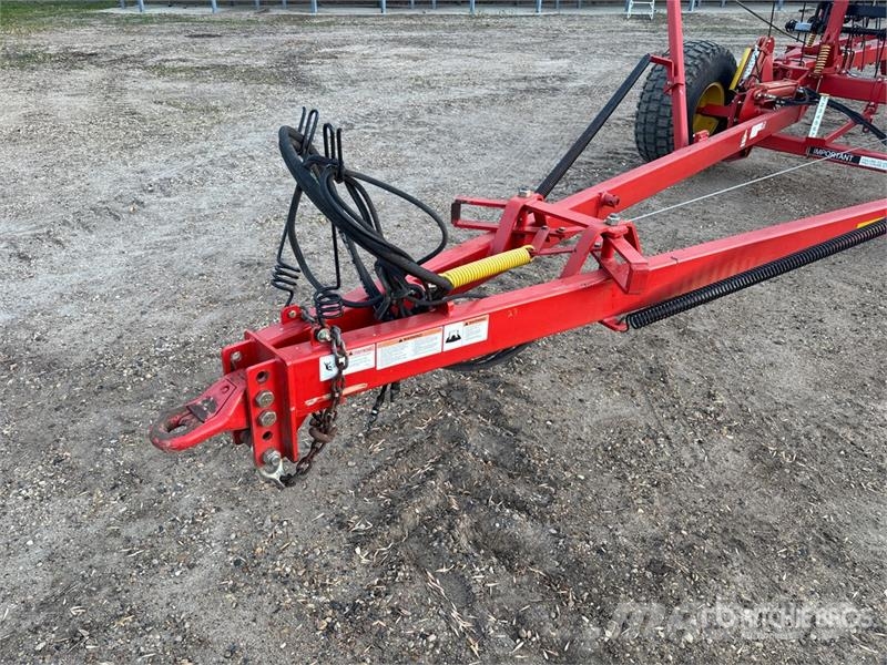 Bourgault 6000 كاسحات