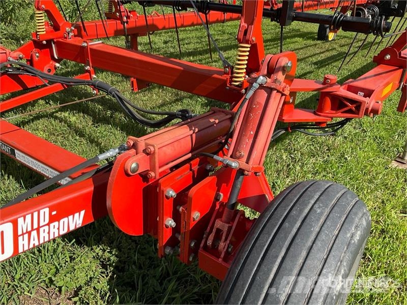 Bourgault 6000 钉齿耙
