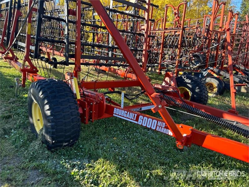 Bourgault 6000 Пружинные бороны