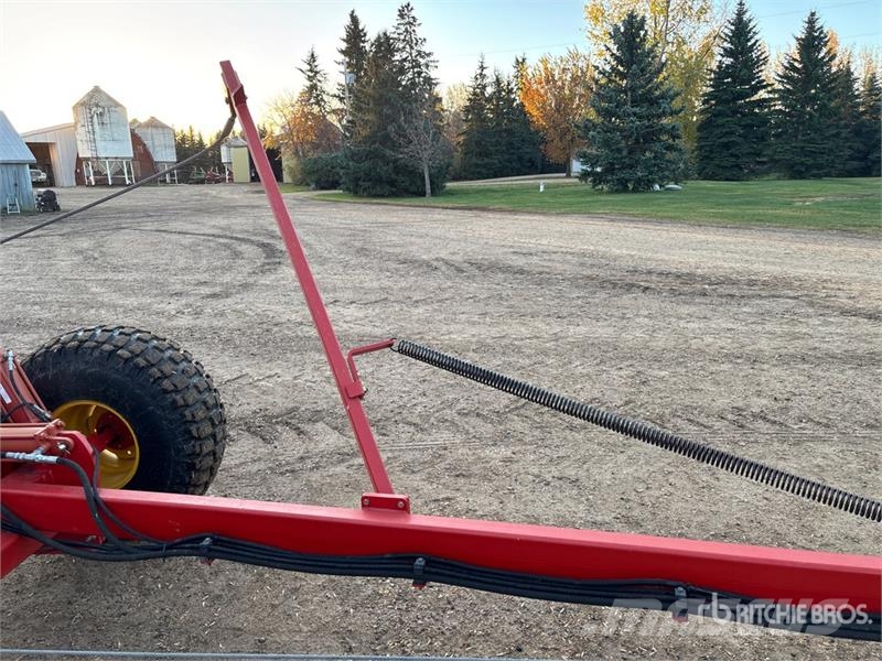 Bourgault 6000 كاسحات