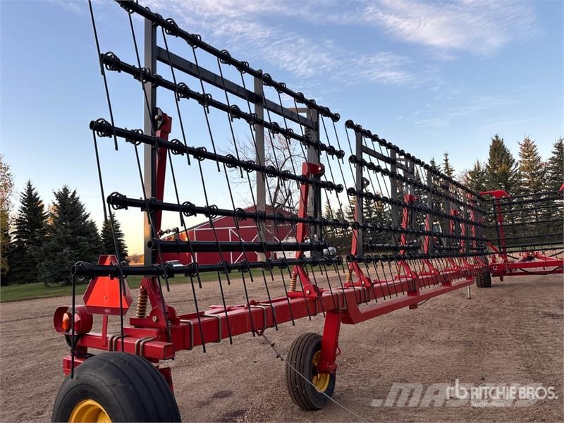 Bourgault 6000 كاسحات