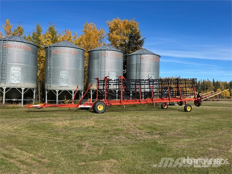 Bourgault 6000 耙車