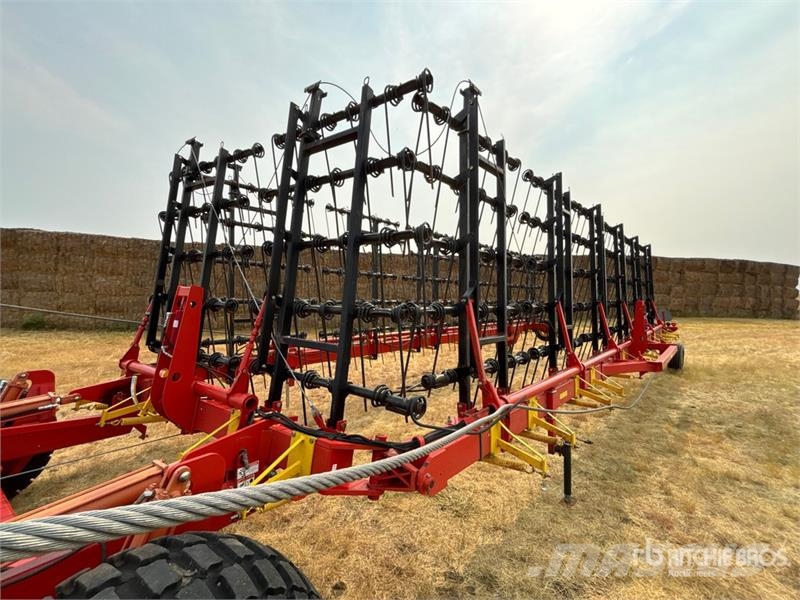 Bourgault 7200 كاسحات