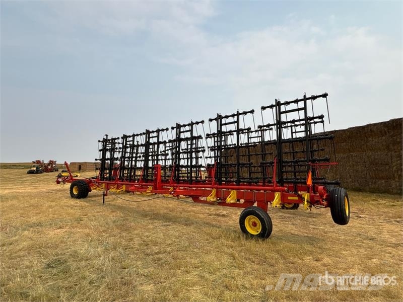 Bourgault 7200 كاسحات