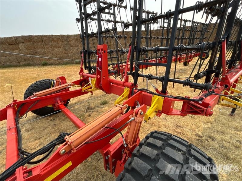 Bourgault 7200 كاسحات