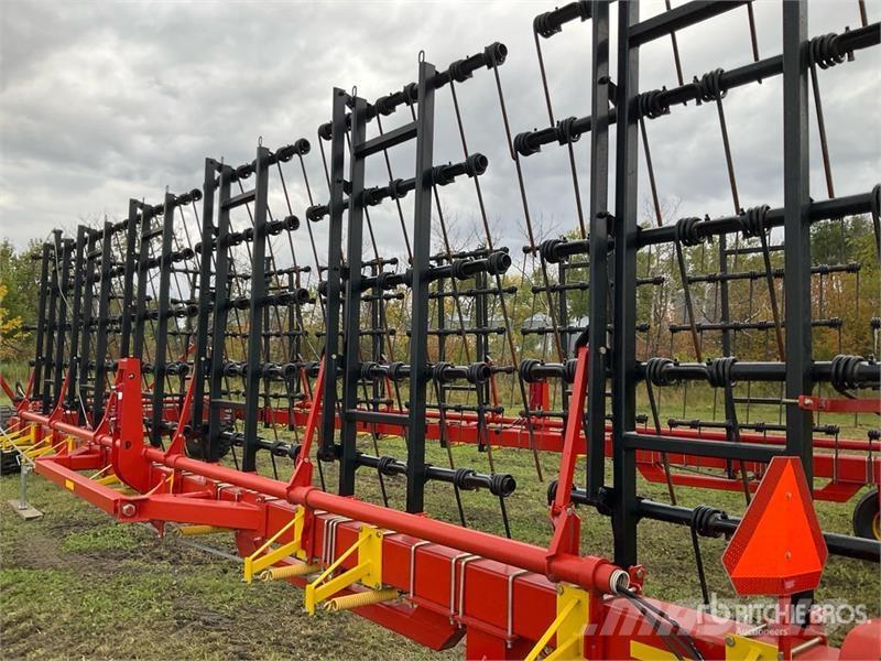 Bourgault 7200 耙車