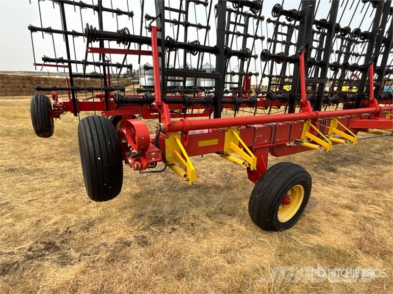 Bourgault 7200 كاسحات