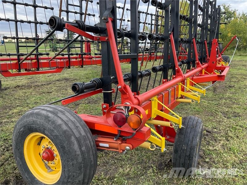 Bourgault 7200 耙車