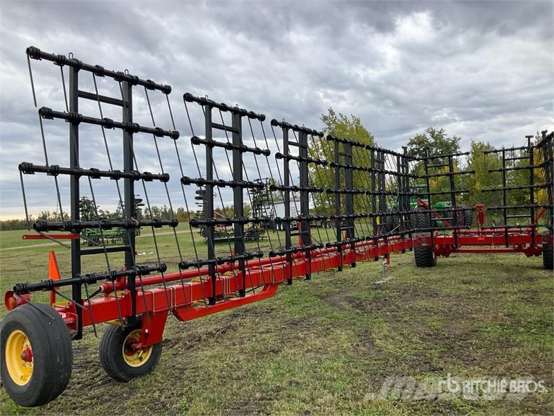 Bourgault 7200 耙車