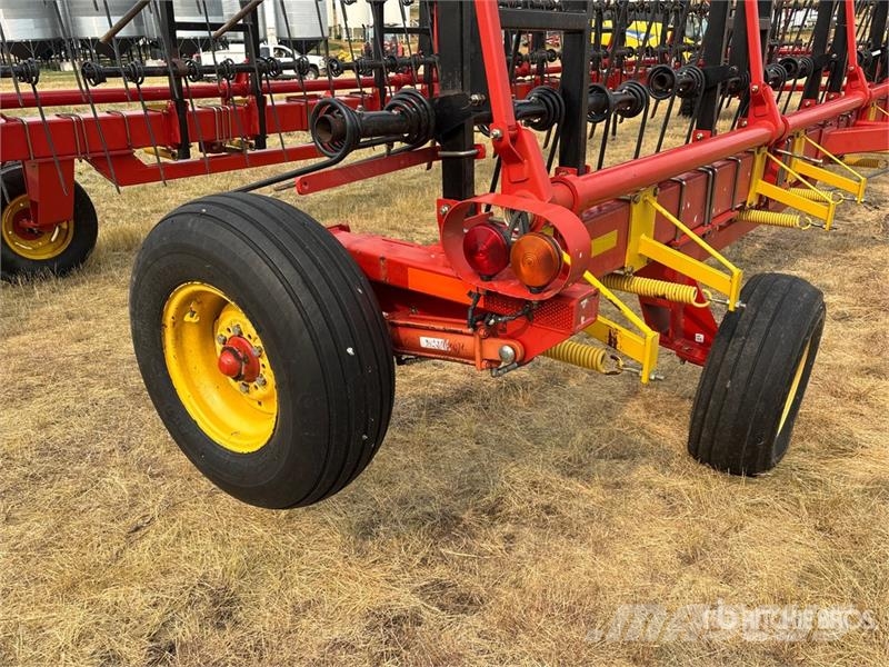 Bourgault 7200 كاسحات