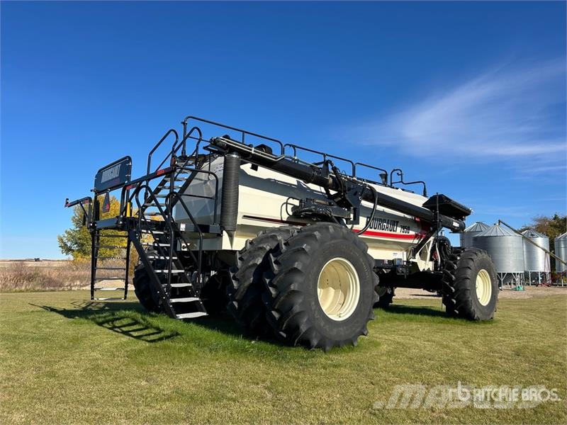 Bourgault 7950 Tow-Behind Air Cart مثاقيب