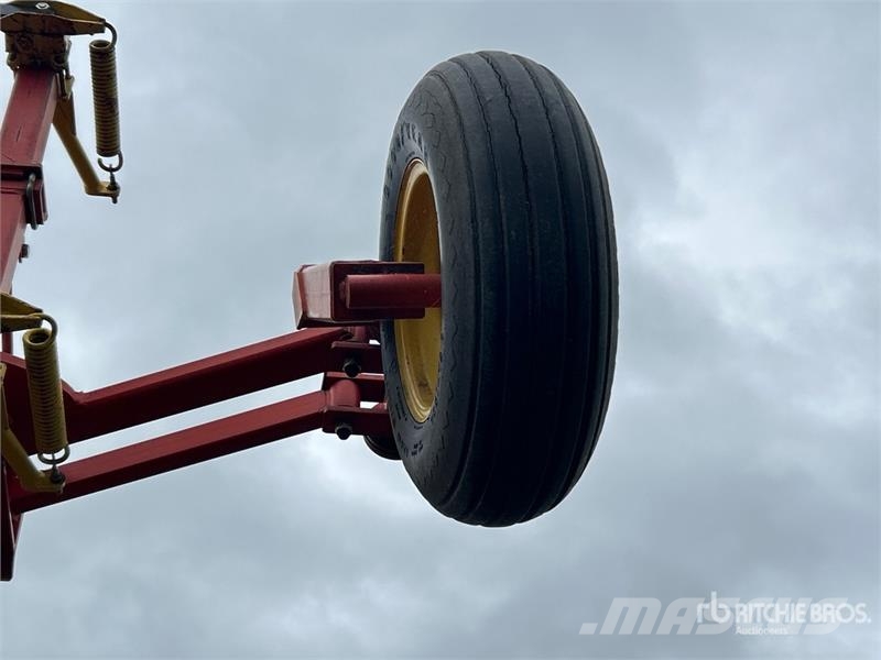 Bourgault 8800 40 ft Cultivator Coltivatori