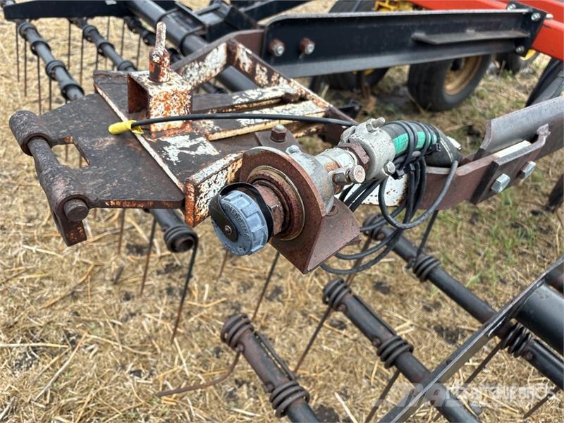 Bourgault 8810 36 ft Cultivator Cultivatoren