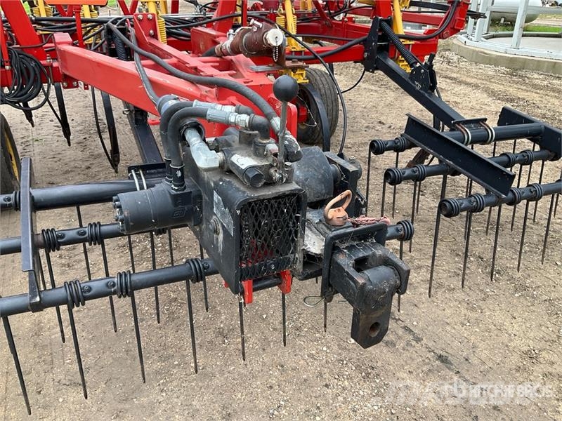 Bourgault 9400 54 ft Cultivator Coltivatori