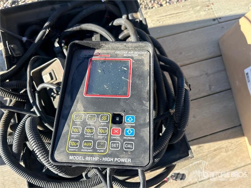 Bourgault 9400 56 ft Air Drill Drills