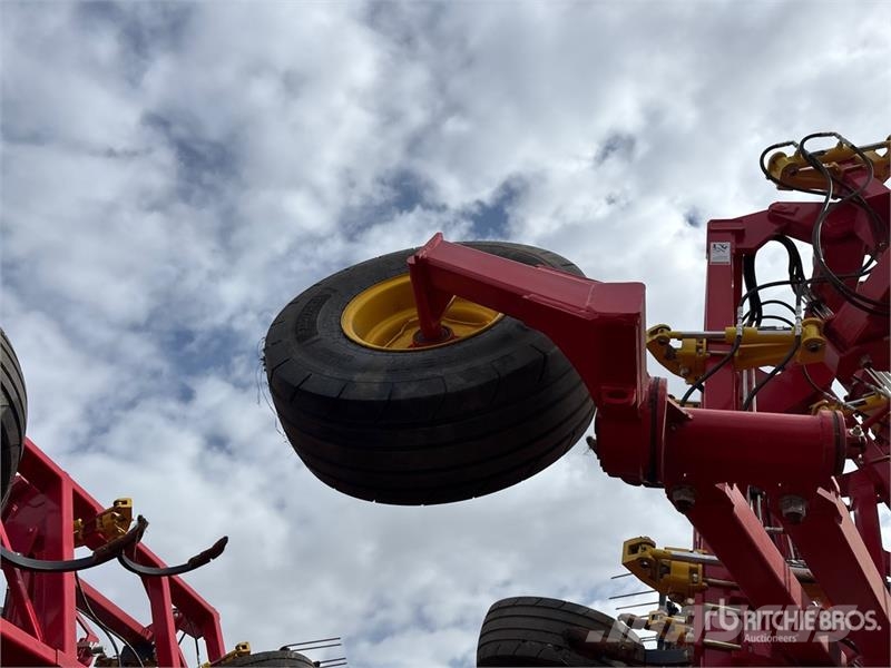 Bourgault 9500 60 ft Cultivator Kultivatori