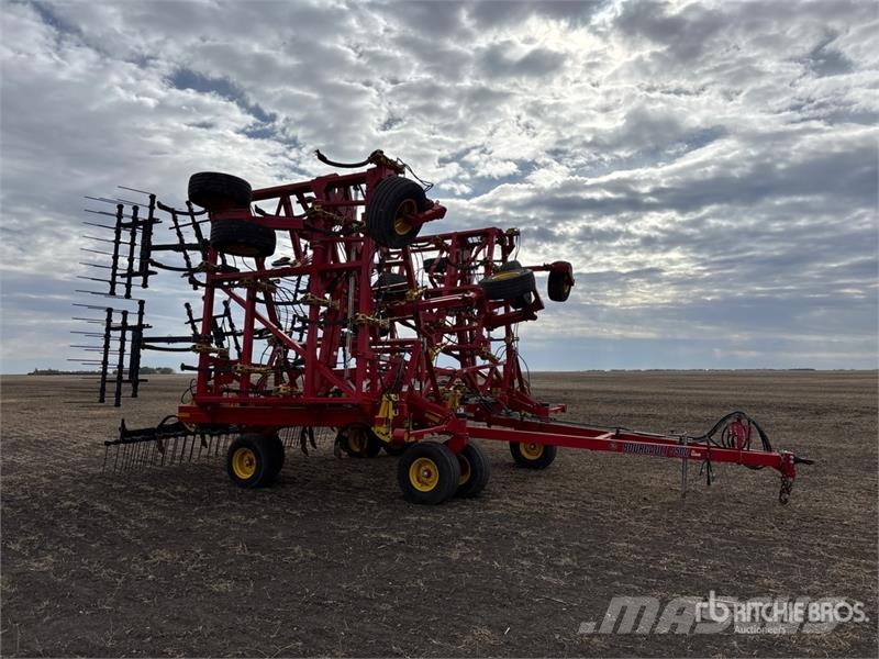 Bourgault 9500 60 ft Cultivator Kultivatori