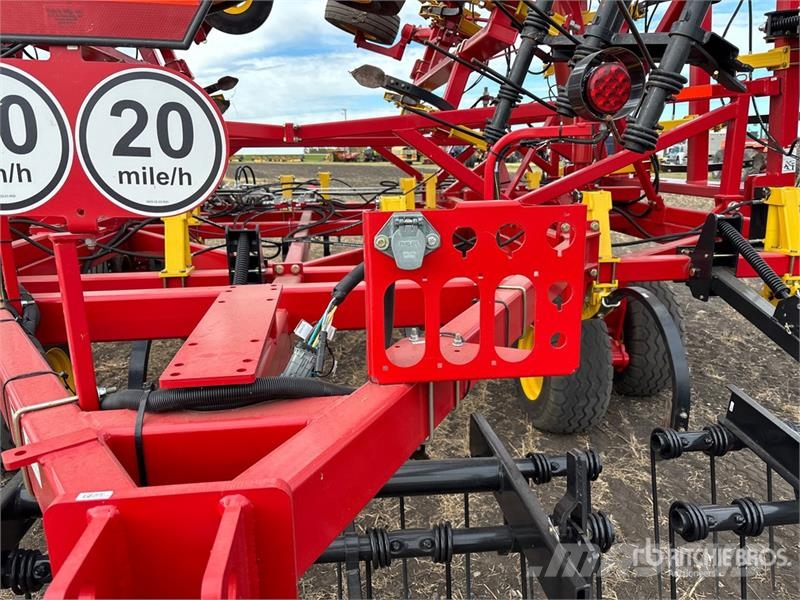Bourgault 9500 60 ft Cultivator Kultivatori