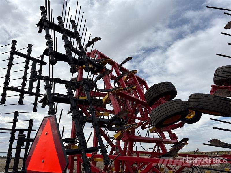 Bourgault 9500 60 ft Cultivator Kultivatori