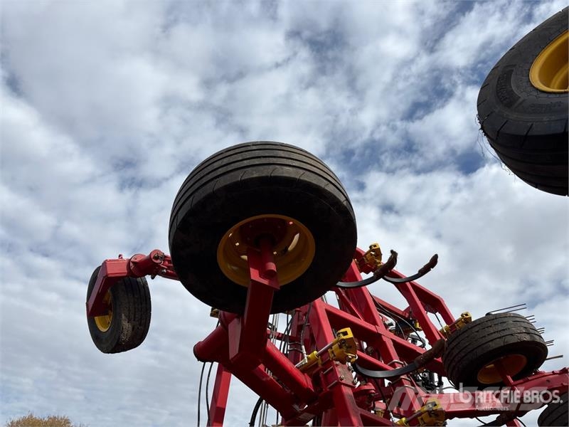 Bourgault 9500 60 ft Cultivator Kultivatori