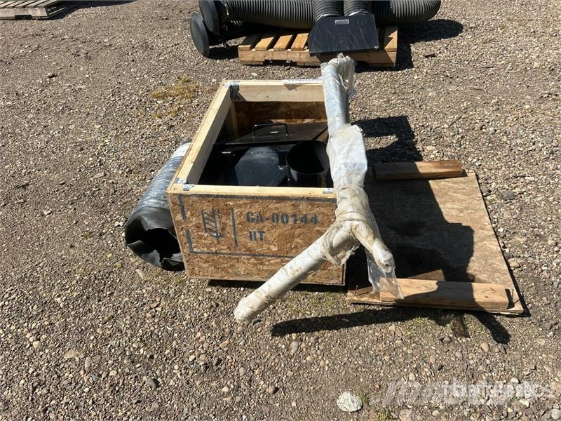 Bourgault 9950/91300 Air Seeder Fill Chute Assembly & Compon مكونات أخرى