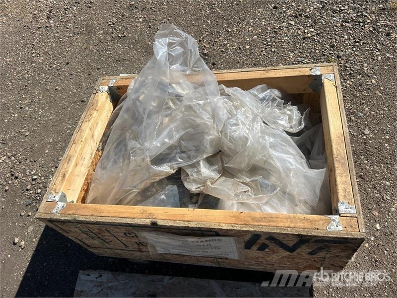 Bourgault Air Seeder Parts, Mounting Brackets & Hose Clamps مكونات أخرى