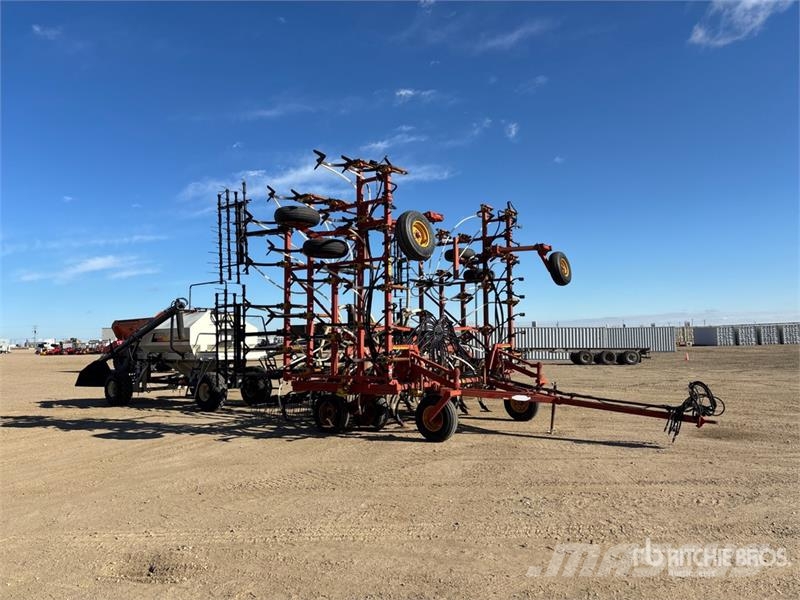 Bourgault FH536-40 40 ft Air Seeder Såmaskiner