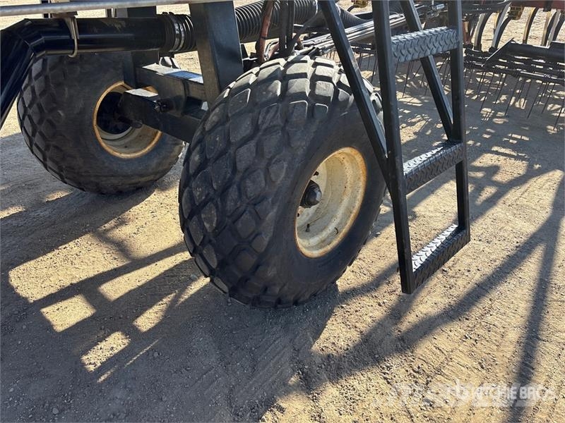 Bourgault FH536-40 40 ft Air Seeder Såmaskiner