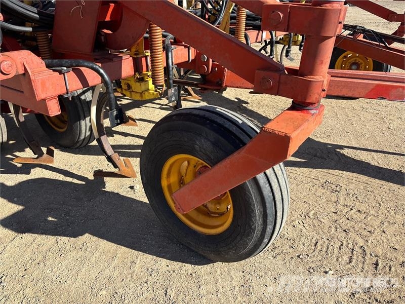 Bourgault FH536-40 40 ft Air Seeder Såmaskiner