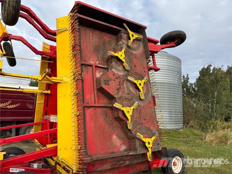 Bourgault Tillage Tools WC-M 3000 30 ft Weed Clipper Sonstige Landmaschinen
