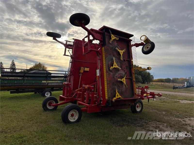Bourgault Tillage Tools WC-M 3000 30 ft Weed Clipper Sonstige Landmaschinen