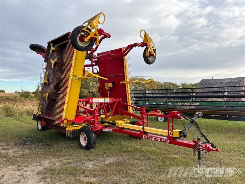 Bourgault Tillage Tools WC-M 3000 30 ft Weed Clipper Sonstige Landmaschinen