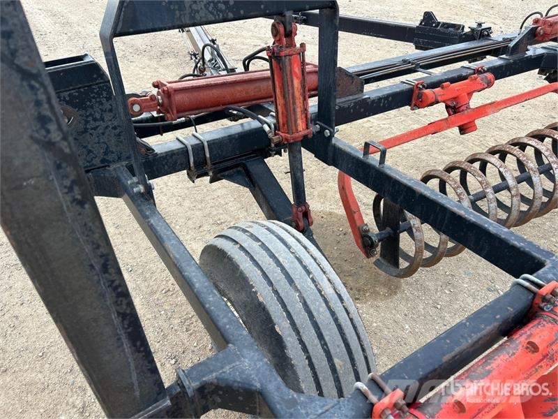 Bourgault WTP36-40 40 ft Packer Drugi strojevi i priključci za obradu zemlje