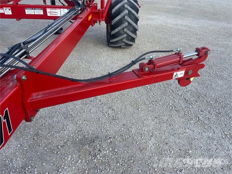 Bourgault XR771-90 90 ft Heavy Harrow Eggen