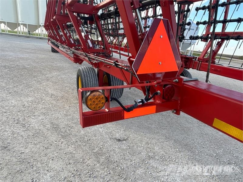 Bourgault XR771-90 90 ft Heavy Harrow Eggen