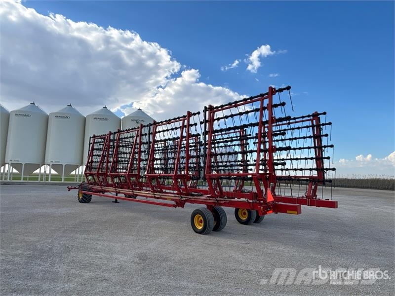 Bourgault XR771-90 90 ft Heavy Harrow Eggen