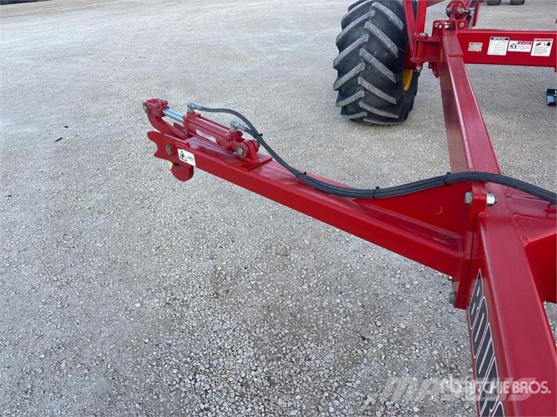 Bourgault XR771-90 90 ft Heavy Harrow Eggen