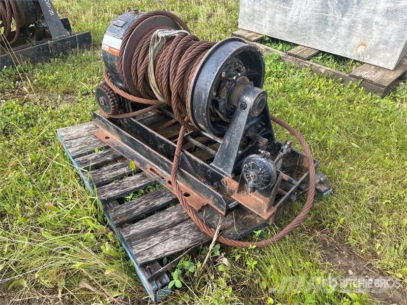 Braden Winch Montacargas y elevadores de material