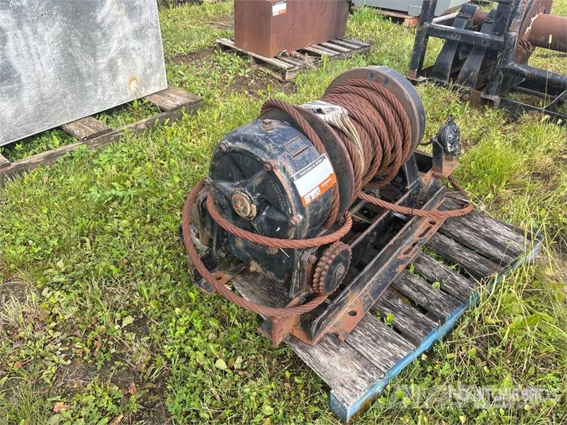 Braden Winch Montacargas y elevadores de material