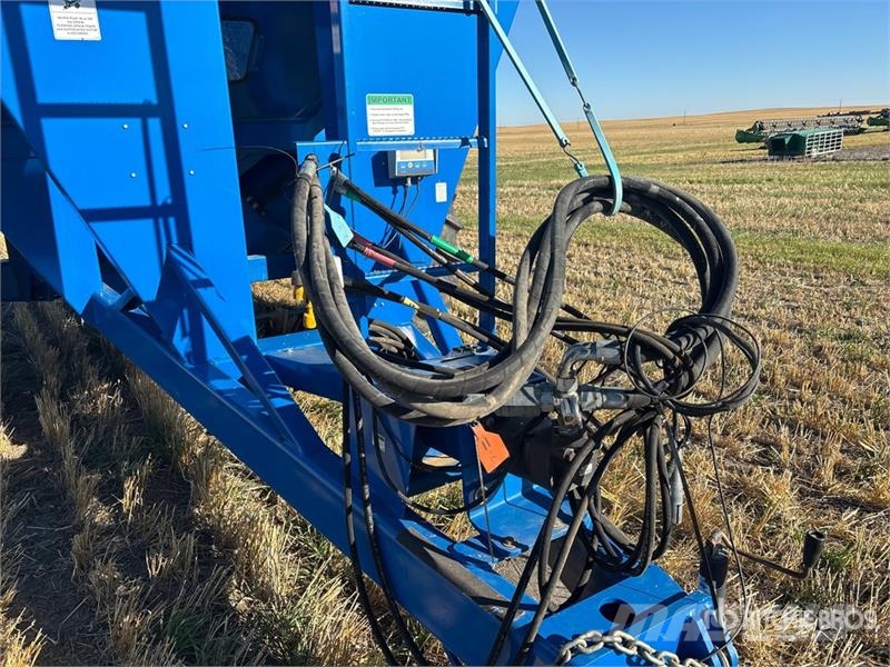 Brandt 1020 1000 bu S/A Grain Cart Viljavankrid